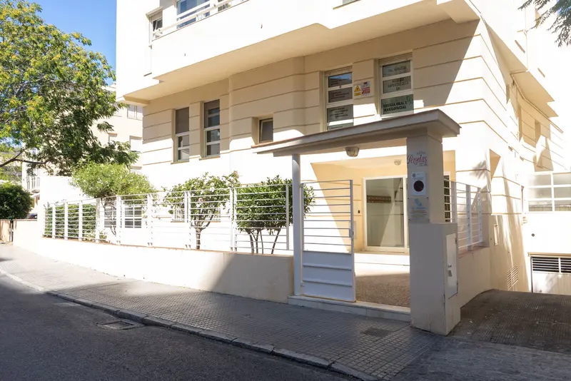 Fachada del edificio de la clínica